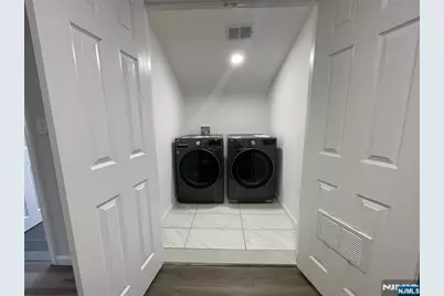 50 Knollwood Drive, Paramus, NJ 07652 - Photo 20