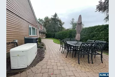 50 Knollwood Drive, Paramus, NJ 07652 - Photo 22