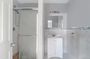 156 Crystal Street 2, North Arlington, NJ 07031 - Photo 4