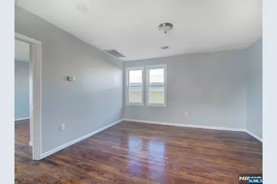 156 Crystal Street 2 #2, North Arlington, NJ 07031 - Photo 6