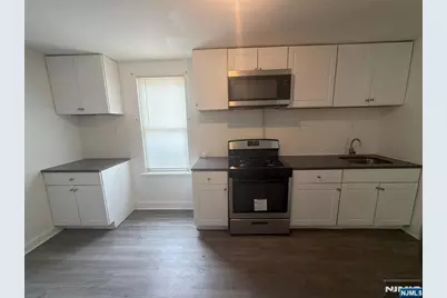 70 Welland Avenue, Irvington, NJ 07111 - Photo 6