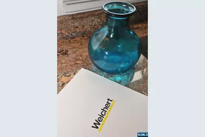 237 Martha Avenue, Elmwood Park, NJ 07407 - Photo 10