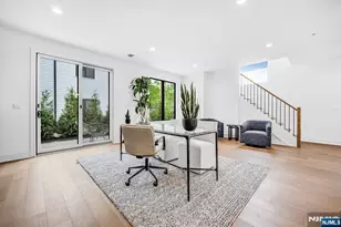 28 Skye Dr, Paramus, NJ 07652 - Photo 6