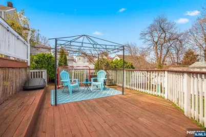 501 Chase Avenue, Lyndhurst Township, NJ 07071 - Photo 24