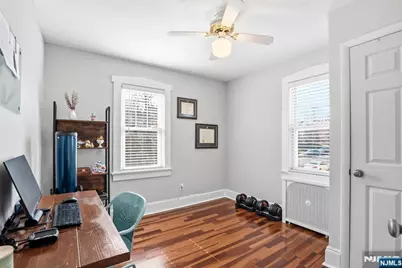 501 Chase Avenue, Lyndhurst Township, NJ 07071 - Photo 14