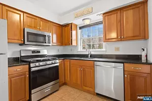 179 Roseland Ave, Caldwell, NJ 07006 - Photo 4