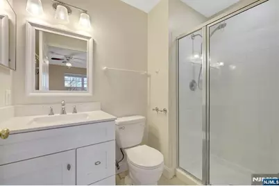 2109 Henry Court, Mahwah, NJ 07430 - Photo 18