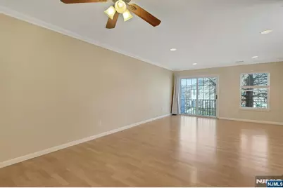 2109 Henry Court, Mahwah, NJ 07430 - Photo 8