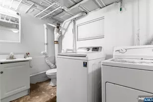 271 Outwater Ln, Saddle Brook Township, NJ 07663 - Photo 24