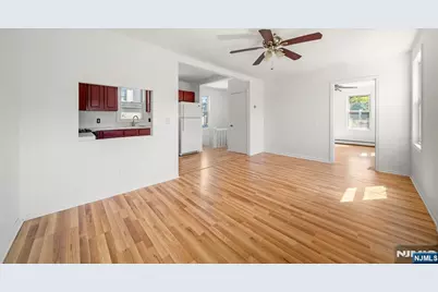 539 Bergen Boulevard, Ridgefield, NJ 07657 - Photo 4