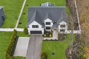 203 Marcotte Ln, Bergenfield, NJ 07621 - Photo 2