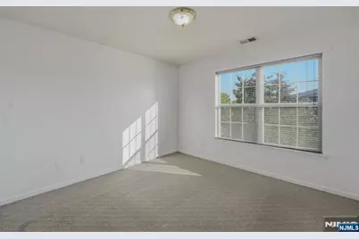 2 Marina Drive 2 #2, Bayonne, NJ 07002 - Photo 16