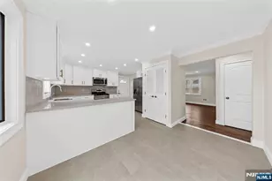 11 Sibel Ct 1, Woodland Park, NJ 07424 - Photo 4