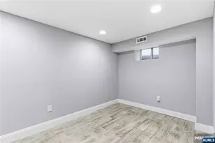 54 Lawton Ave, Cliffside Park, NJ 07010 - Photo 32