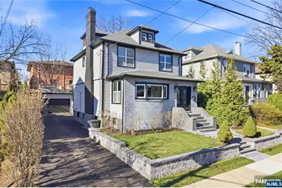 54 Lawton Avenue, Cliffside Park, NJ 07010 - Photo 2