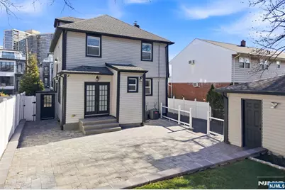 54 Lawton Avenue, Cliffside Park, NJ 07010 - Photo 38