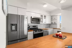 8800 Blvd East 005E, North Bergen, NJ 07047 - Photo 8