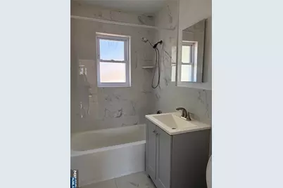 815 Bergen Boulevard 2 #2, Fort Lee, NJ 07024 - Photo 4