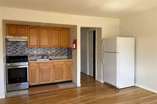 815 Bergen Blvd 2, Fort Lee, NJ 07024 - Photo 2