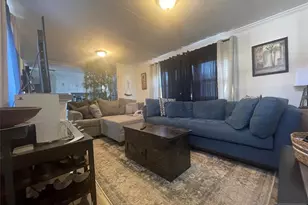 28 Finns Dr, Wayne, NJ 07470 - Photo 2