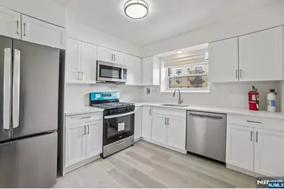 2430 8th Street 5B #5B, Fort Lee, NJ 07024 - Photo 6