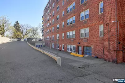 415 Claremont Avenue C001D #C001D, Montclair, NJ 07042 - Photo 18