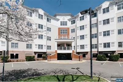 189 Forest Avenue 108 #108, Paramus, NJ 07652 - Photo 2