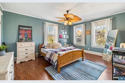 208 Mortimer Avenue, Rutherford, NJ 07070 - Photo 18