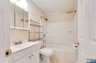 54 Chestnut St, Weehawken, NJ 07086 - Photo 6