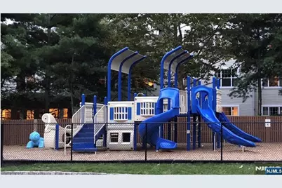 102 Nelson Court O102 #O102, Edgewater, NJ 07020 - Photo 12