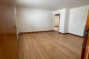 122 Stuyvesant Ave 7, Lyndhurst Township, NJ 07071 - Photo 1