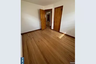122 Stuyvesant Avenue 7 #7, Lyndhurst Township, NJ 07071 - Photo 12