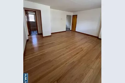 122 Stuyvesant Avenue 7 #7, Lyndhurst Township, NJ 07071 - Photo 6