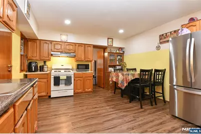 155 Lafayette Street, Newark, NJ 07105 - Photo 2