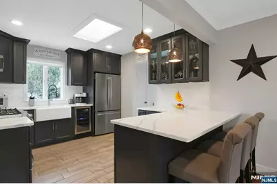 205 Rockland Avenue, River Vale Township, NJ 07675 - Photo 10