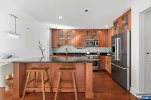 1125 Maxwell Ln 428, Hoboken, NJ 07030 - Photo 6