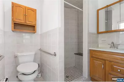 5 Madison Avenue, Clifton, NJ 07011 - Photo 10