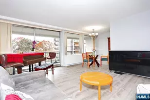 2 Horizon Road 404, Fort Lee, NJ 07024 - Photo 10