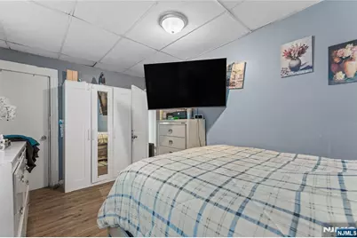 160 Burgess Place, Passaic, NJ 07055 - Photo 10