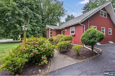 135 Elmwood Avenue, Ho Ho Kus, NJ 07423 - Photo 26