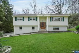 53 Park Ave, Park Ridge, NJ 07656 - Photo 1