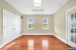 240 Clendenny Ave 5A, Jersey City, NJ 07304 - Photo 32