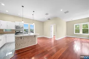 240 Clendenny Ave 5A, Jersey City, NJ 07304 - Photo 6