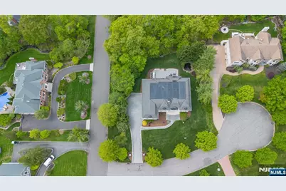 1 Sandstone Ridge, Upper Saddle River, NJ 07458 - Photo 44