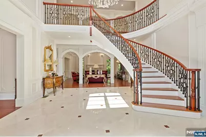 1 Sandstone Ridge, Upper Saddle River, NJ 07458 - Photo 6