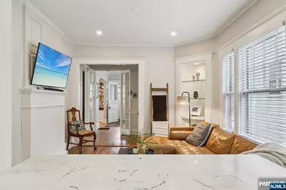 36 Willow Street, Montclair, NJ 07042 - Photo 12