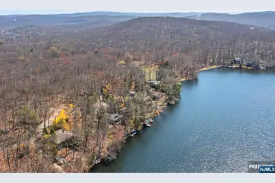 27 Middle Road, Bloomingdale, NJ 07420 - Photo 42