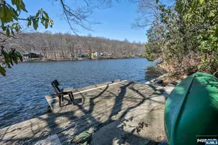 27 Middle Rd, Bloomingdale, NJ 07420 - Photo 1