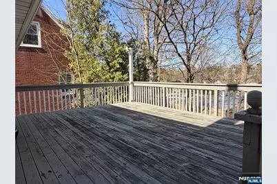 525 Chestnut Street, Ridgefield, NJ 07657 - Photo 12