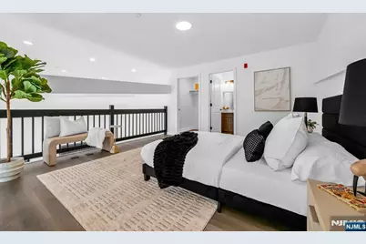 315 Railroad Avenue 110 #110, East Rutherford, NJ 07073 - Photo 16